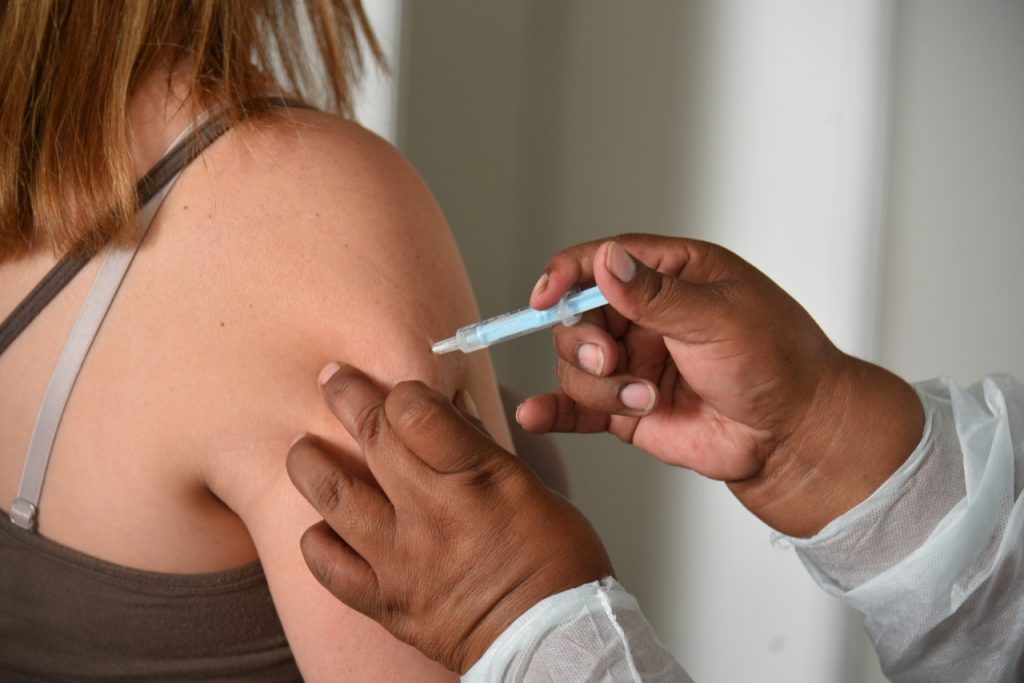 Covid-19: Jujuy recibe 2000 nuevas vacunas para segunda aplicación –  Ministerio de Salud